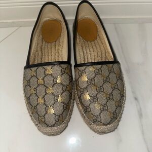Gucci Beige and Gold Espadrille Flats